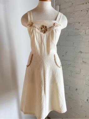 1970s Cream Sleeveless A-Line Dress with Floral Applique